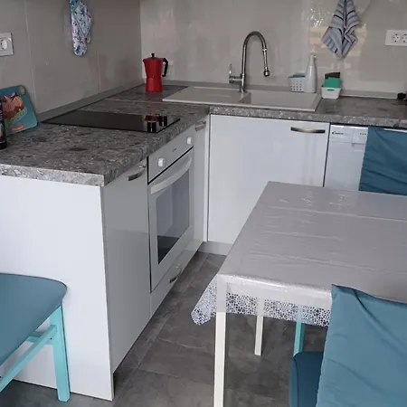 Freeme Apartament Lumbarda